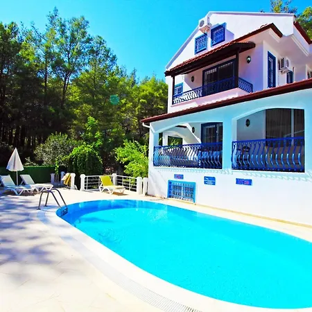 Brookland Paris, Oezel Havuzlu, * Fethiye