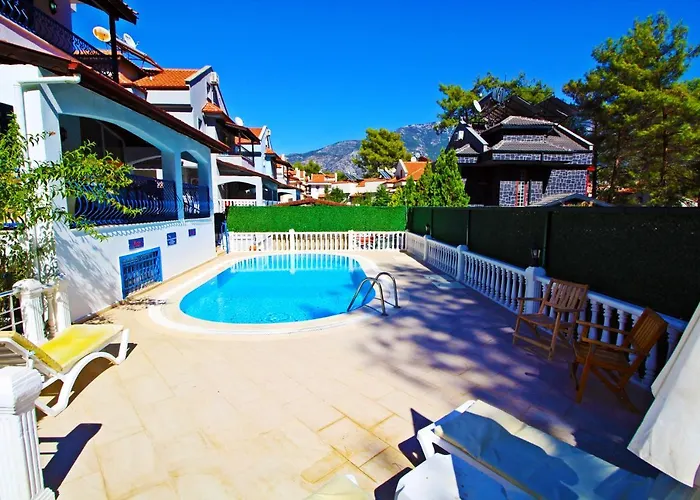 Brookland Paris, Oezel Havuzlu, Villa Fethiye