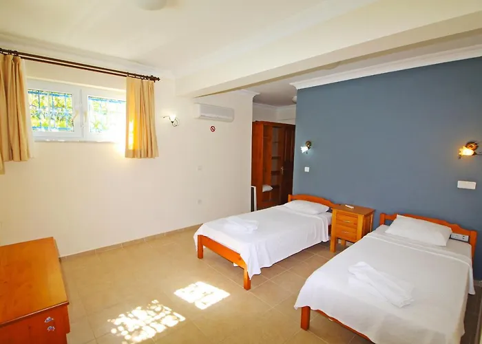 Brookland Paris, Oezel Havuzlu, Фетхие