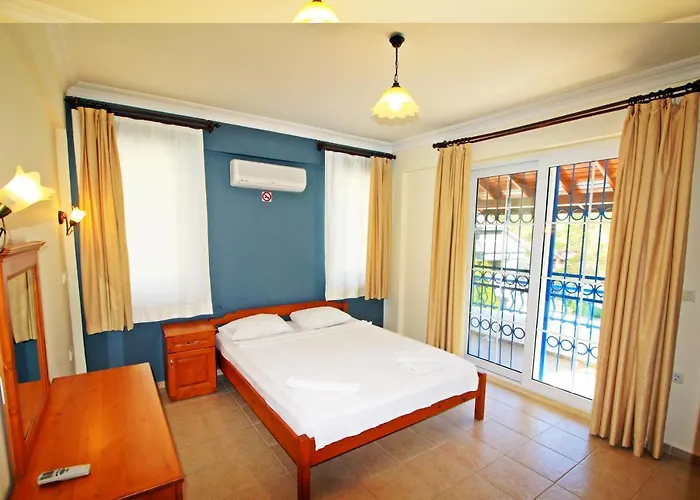 Brookland Paris, Oezel Havuzlu, * Фетхие